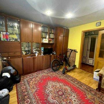 Продам 2к квартиру біля ТЦ Велес