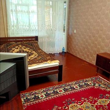 Здається 1 кімнатна квартира