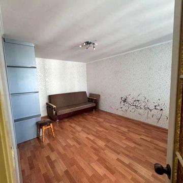 Простора 3-кімнатна квартира для довготривалої оренди. Троєщина