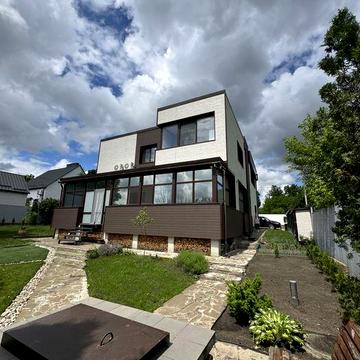 Будинок Іванковичі 2-х поверховий 250 м.кв