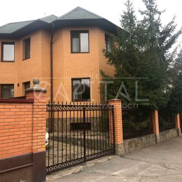 Богатирська вул., 30А