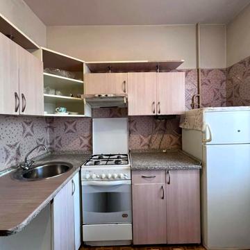 Каштанова вул., 5