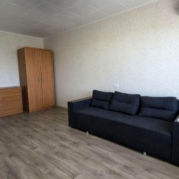 Героїв просп., 35