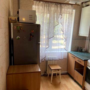Продається 3 к з автономним опаленням на 44 кварталі