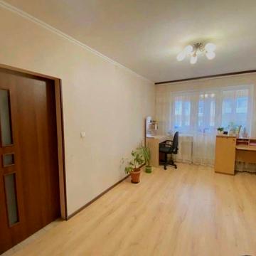 Пасічна вул., 58