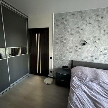 1к квартира, Ак. Кіпріанова 4, перша здача