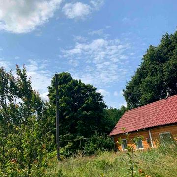 Продаю будинок із земельною ділянкою під будівництво або Дачу