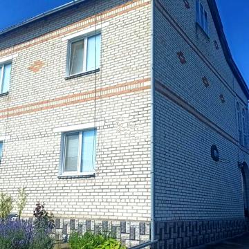 Будинок двохповерховий
