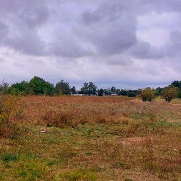 Ділянка 25 соток під забудову. Участок под застрой
