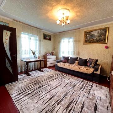 Ексклюзив. Продам хороший будинок зі зручностями в місті Узин.
