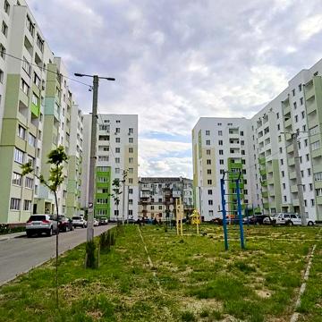 ЖК Мира 3, ул Мира, Дом Обжит!Продам 3 ком квартиру пл 81м2, этаж 2й!A ЖК Мира 3