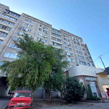 Продам 2 комнатную квартиру на Леваневского!Правый берег!