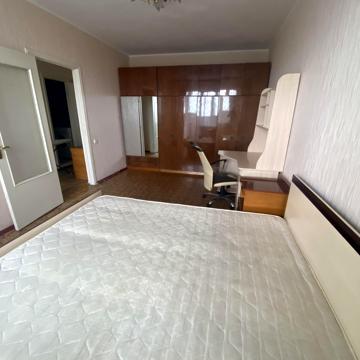Академіка Глушкова просп., 43