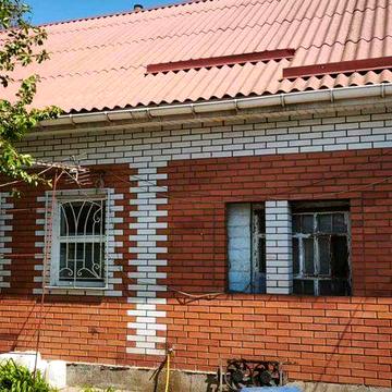 Терміново!Продам теплий будинок у центрі,з ділянкою 11 соток,газ,піч
