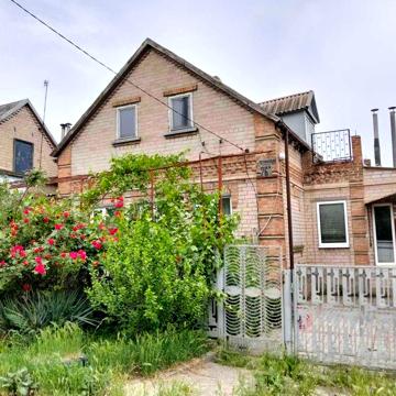 Продаётся дом со всеми удобствами Запорожье
