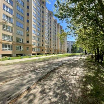 Продам квартиру в чудовому місуці 3 кім. 85 кв ЖК Нотекс