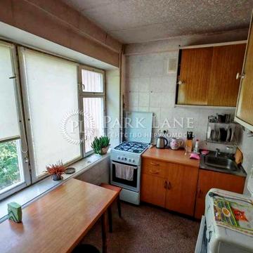 2-кімнатна квартира на Воскресенці Перова 25а бул. Перова 25