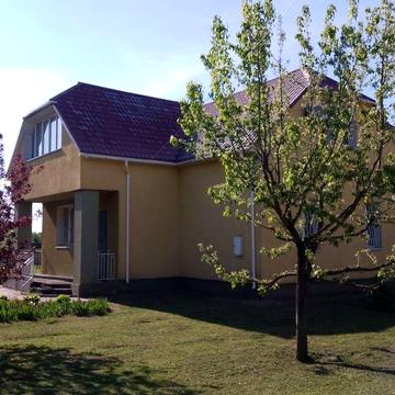 Продам затишний будинок 168.5 м.кв. с. Щасливе. Власник