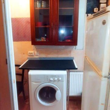Сдам  срочно  бюджетное жилье на 12 м квартале Корея