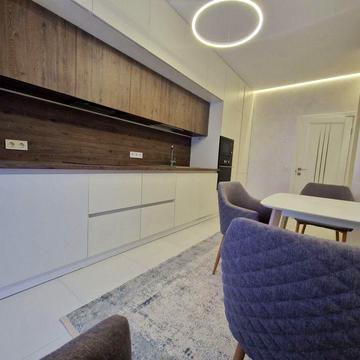Продаж 2кім новобудови в центрі