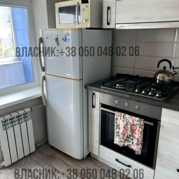 Продам свою однокімнатну квартиру на Тополь 1