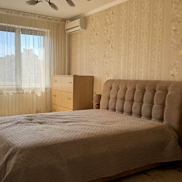 Володимира Івасюка просп. (Героїв Сталінграду), 27-А