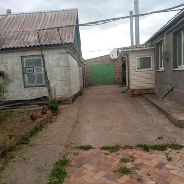 Продам добротний будинок