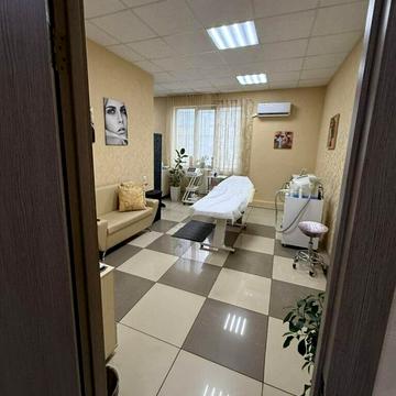 Подільська вул., 93/1