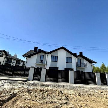 Продаж котеджу в Лапаївці біля лісу