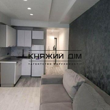 Академіка Булаховського вул., 2