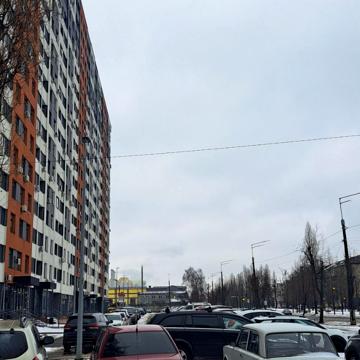 Вацлава Гавела бульв. (Івана Лепсе), 28