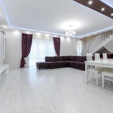 Євгена Патона, 3