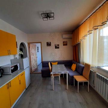 2-к кв, 3 поверх. Новобудова в центрі. Автономне опалення. Кондиціонер