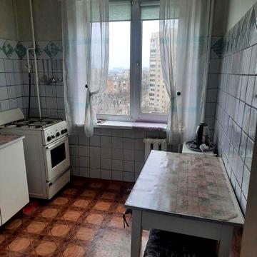 3-к. квартира. Празька 18-А. м. Чернігівська