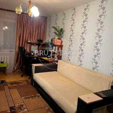 Продаж затишної 1к квартири з видом на озеро на Райдужній Дніпровський