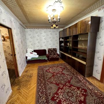 Вацлава Гавела бульв. (Івана Лепсе), 77
