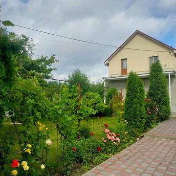 Продам свій будинок с.Юрівка, центральна вулиця 120кв./баня