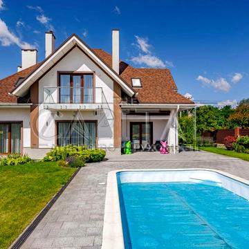 Авіаторів, 32