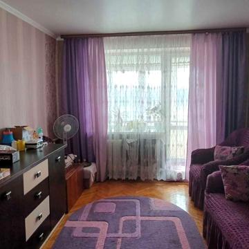 Продам квартиру в селищі Гусятин Тернопільська область