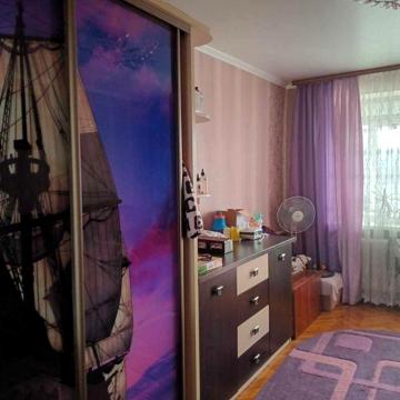 Продам квартиру в селищі Гусятин Тернопільська область