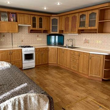 Продам квартиру смт Первомайське Власник