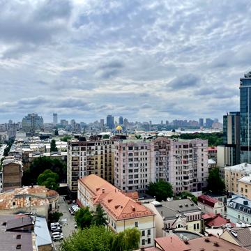 Богдана Хмельницького вул., 39