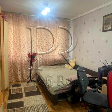 Олександрівська вул., 12/14
