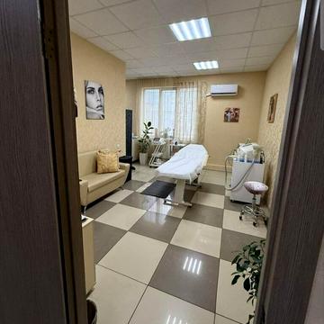 Подільська вул., 93/1