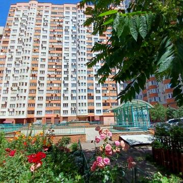 Без % Оренда 3 кім квартира метро Деміївська Саперно-Слобідська вул.