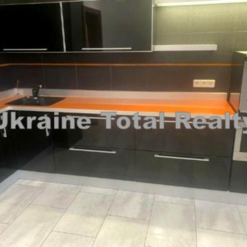 Степана Руданського вул., 4-6