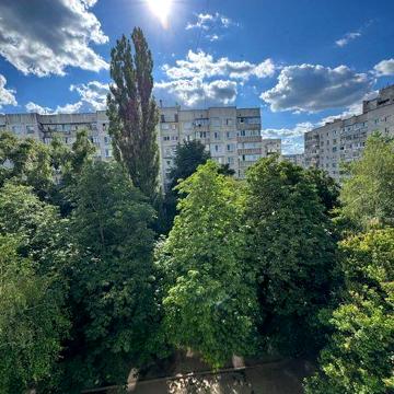 Продам 1 кімнатну квартиру на Молодіжному