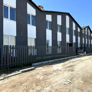 Смарт-квартира з власним двориком у предмісті Києва