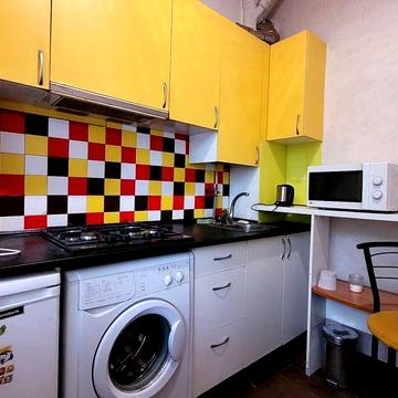 Сдаю 2к.кв.,Центр, Госпром, Чичибабина, дом 9