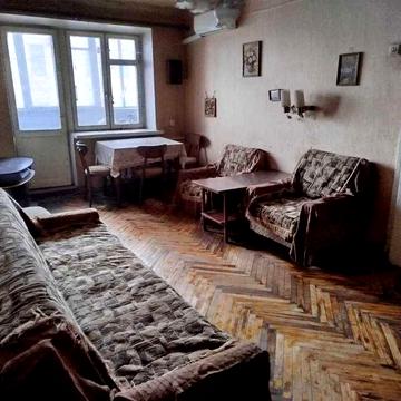 Продам 3 к. квартиру Героев Харькова Центр кирпичный дом ж/б газ